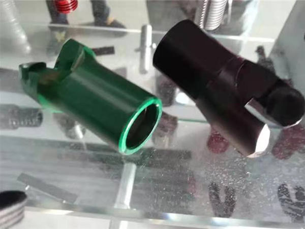 48金剛石復(fù)合片鉆頭1